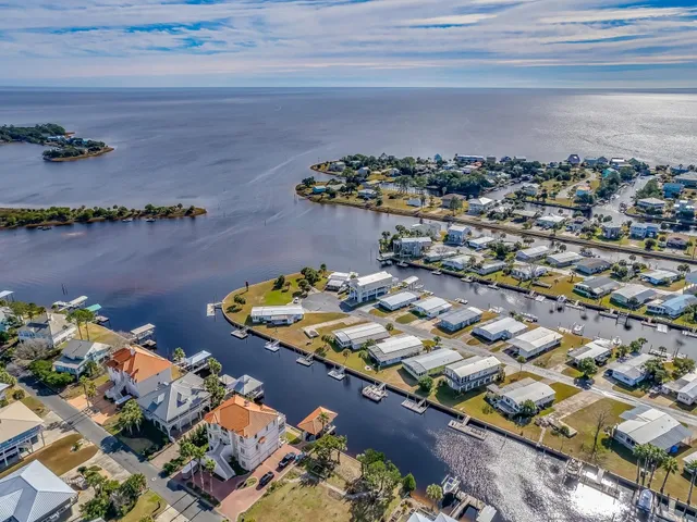 $315,000 | 68 Connie Drive, Crawfordville, FL 32327