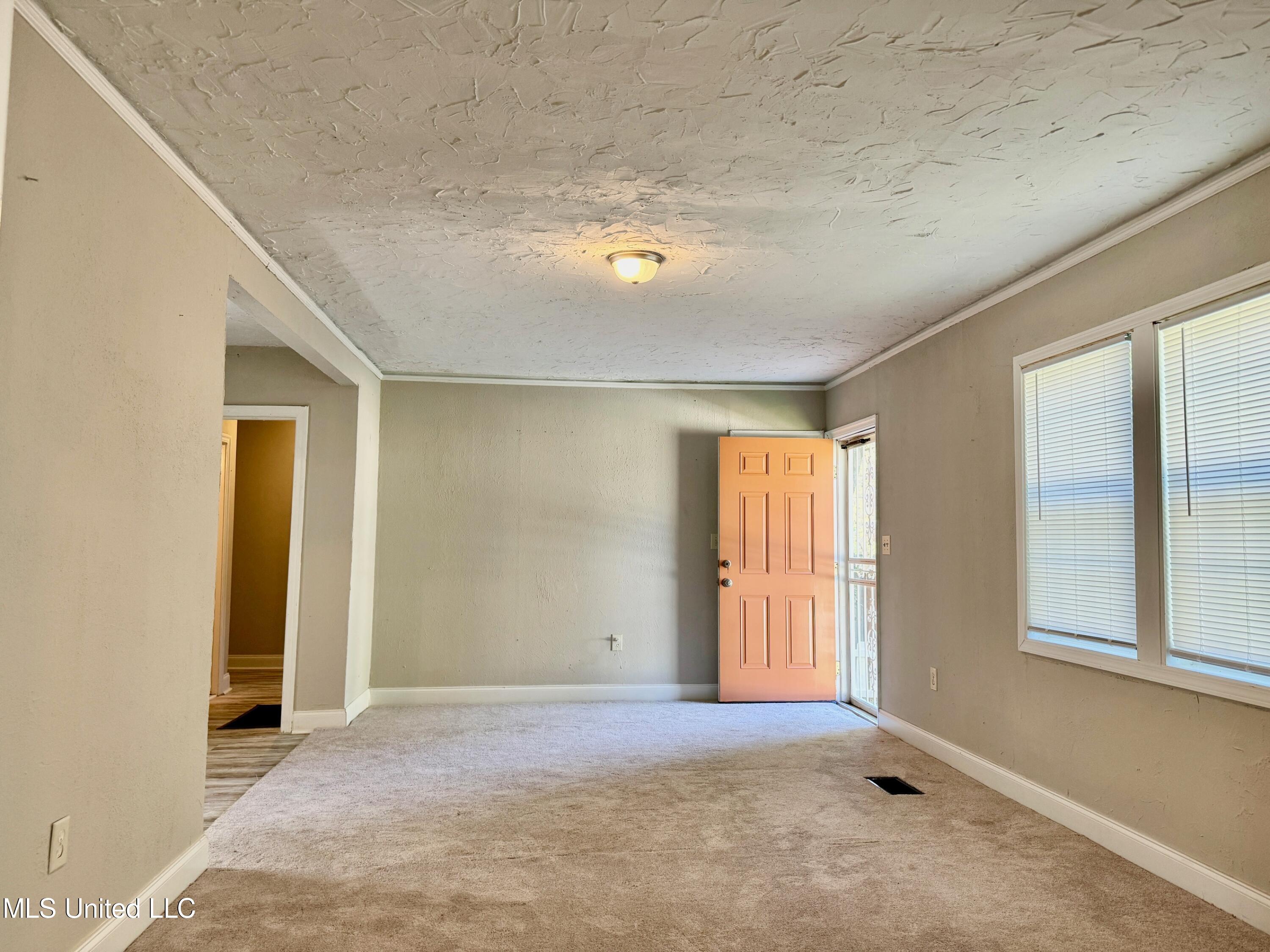 715 Woodbury Road Jackson, MS 39206 - Photo 6 of 17 IMG_6531