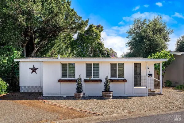 $200,000 | 541 Mason Street, Unit 6, Healdsburg, CA 95448