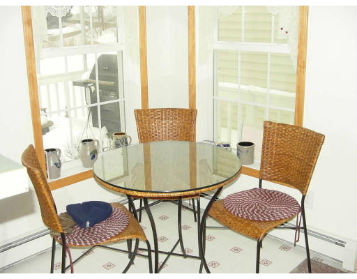 103 Monson Road Wales, MA 01081 - Photo 3 of 6