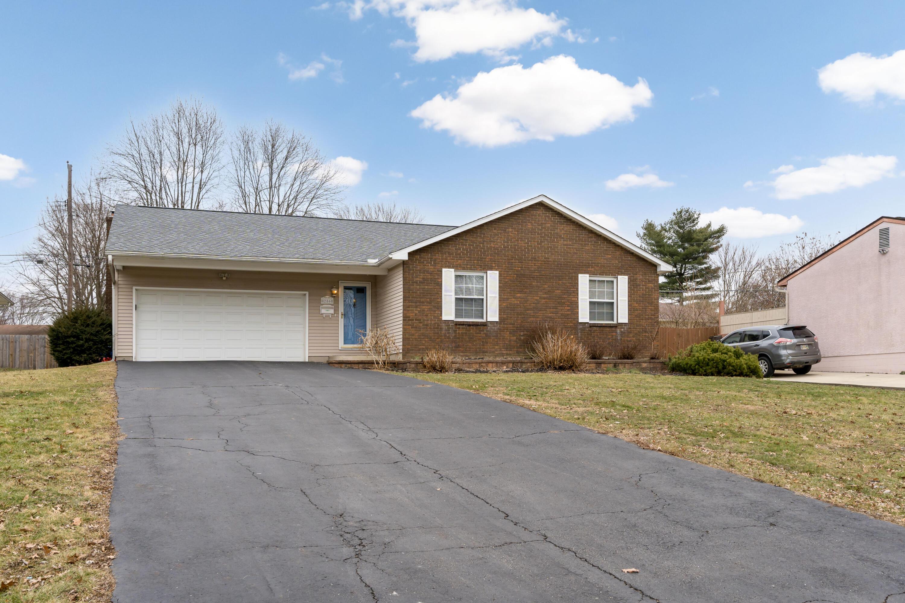 286 Broken Arrow Road Columbus, OH 43230 - Photo 2 of 30 Front Exterior