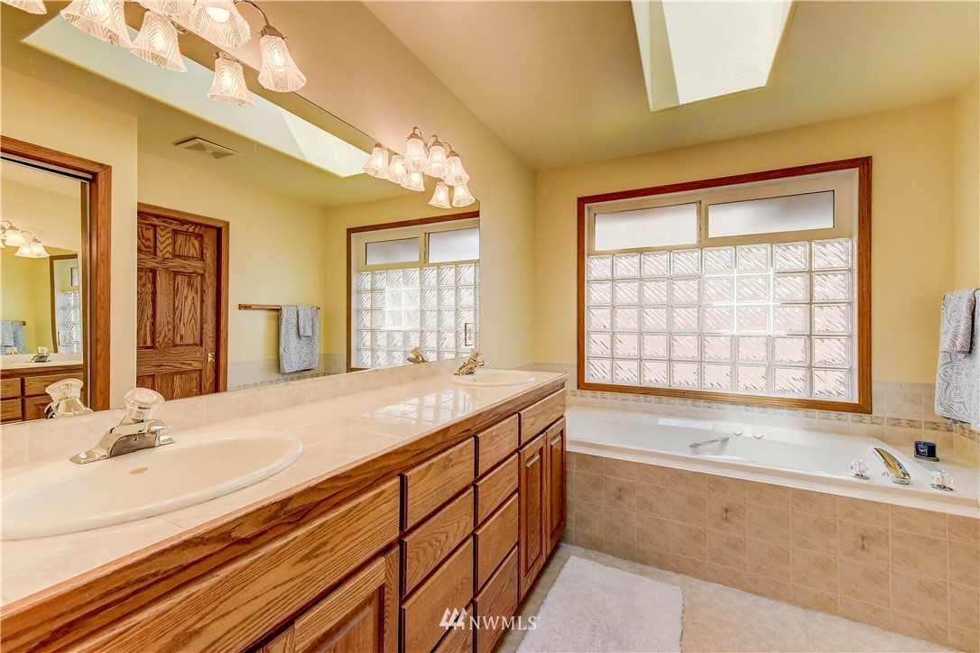19632 Winesap Road Bothell, WA 98012 - Photo 13 of 23