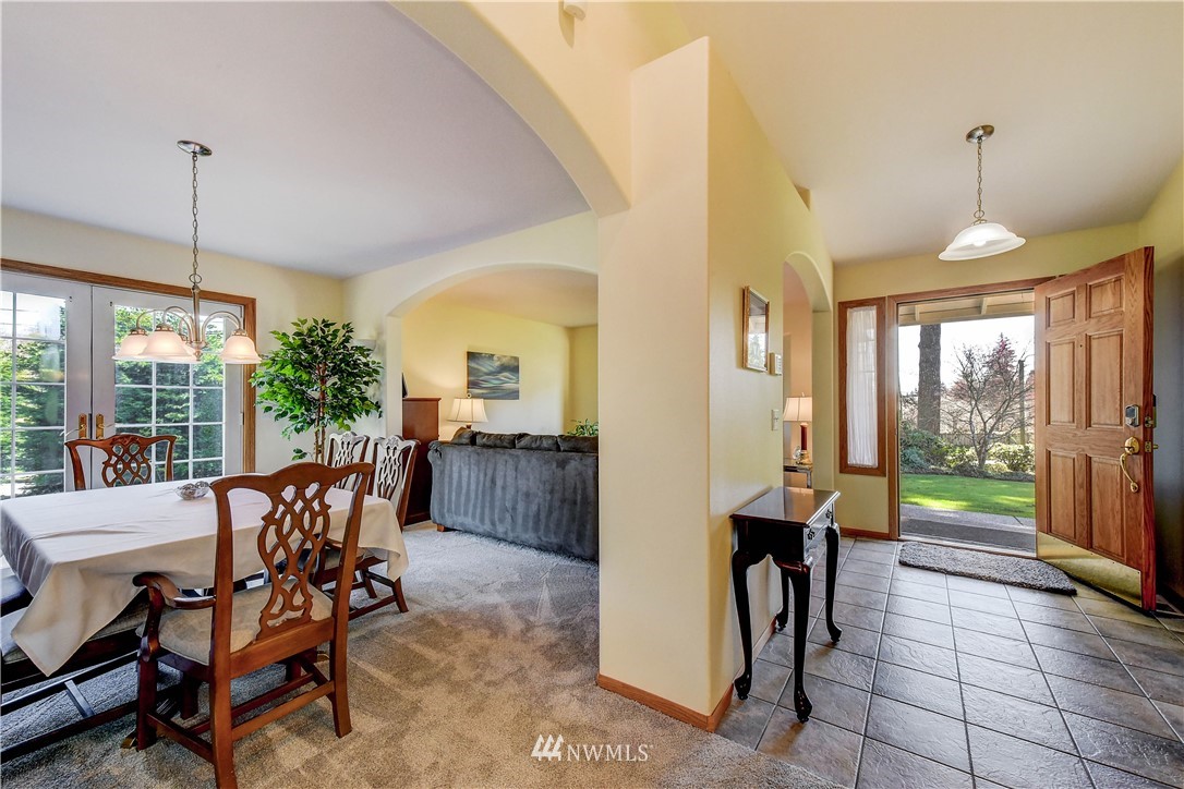 19632 Winesap Road Bothell, WA 98012 - Photo 3 of 23