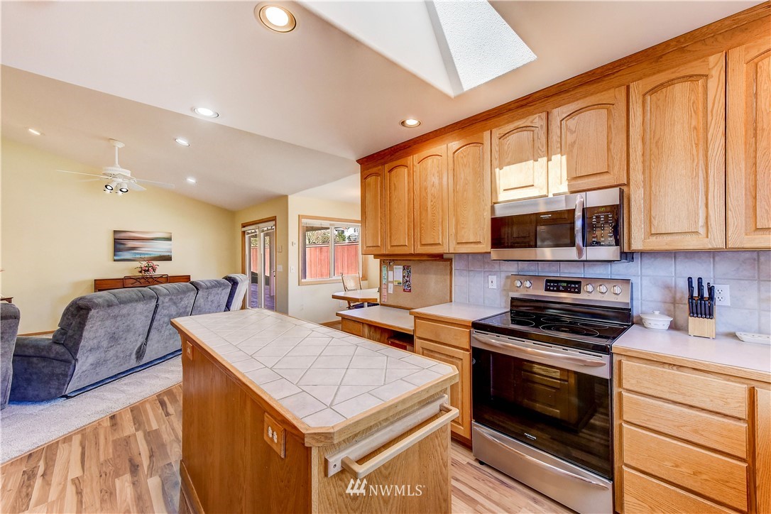 19632 Winesap Road Bothell, WA 98012 - Photo 7 of 23