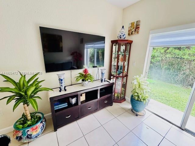 2811 Southeast 17th Avenue, Unit 110 Homestead, FL 33035 - Photo 17 of 20
