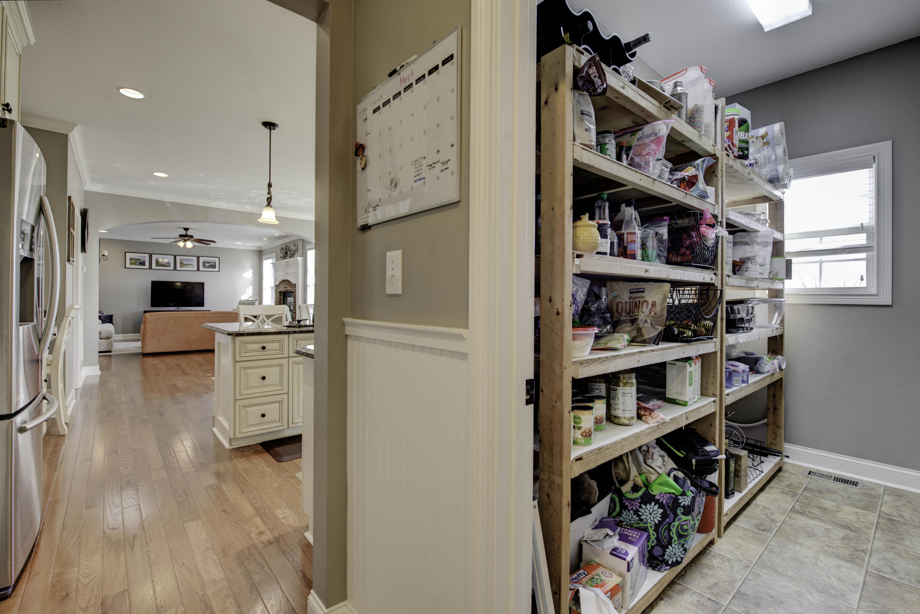 103 Cres View Lane Oak Ridge, TN 37830 - Photo 15 of 33 Pantry