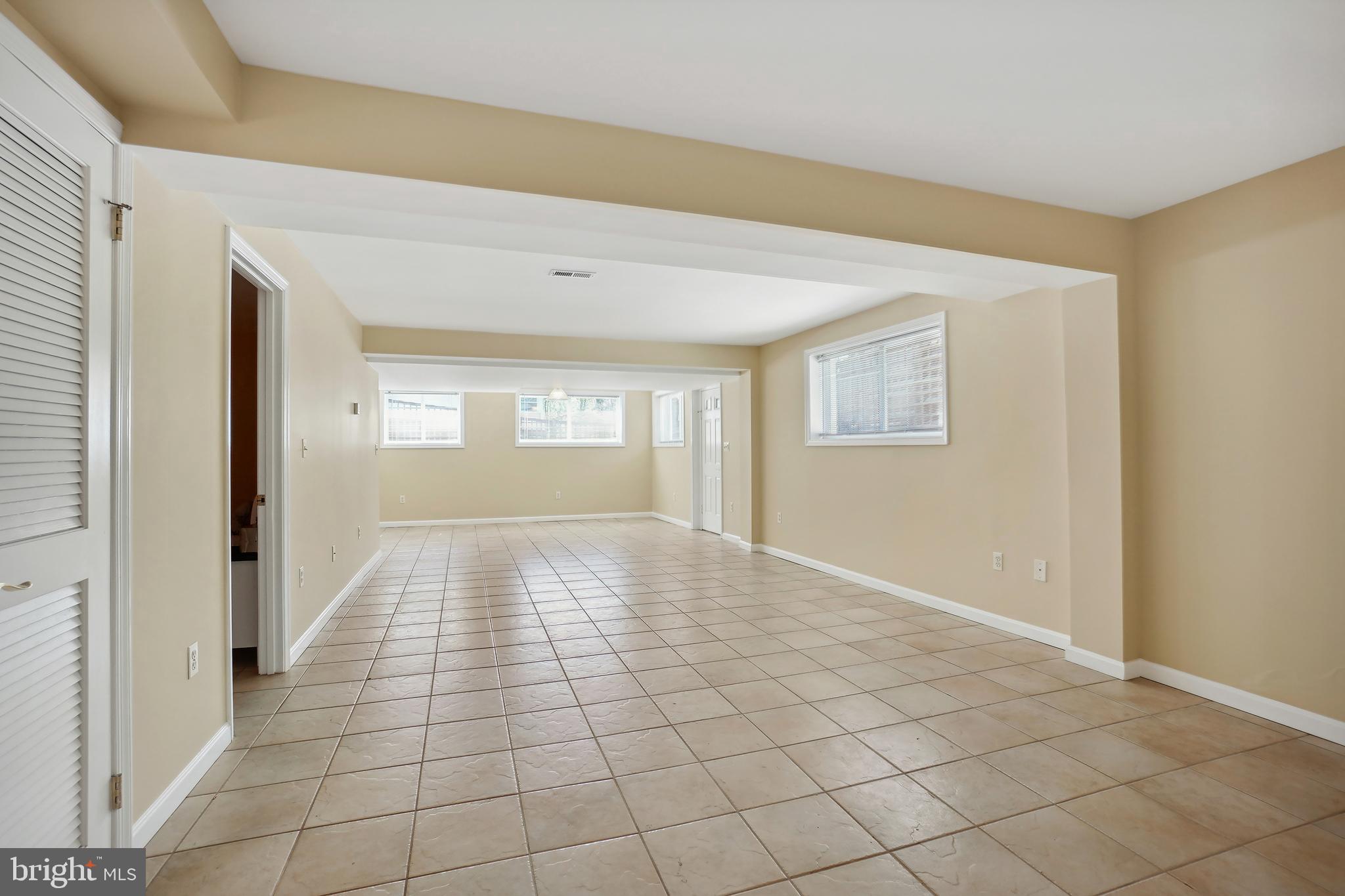 8600 Grubb Road Chevy Chase, MD 20815 - Photo 24 of 36 a view of an empty room with window