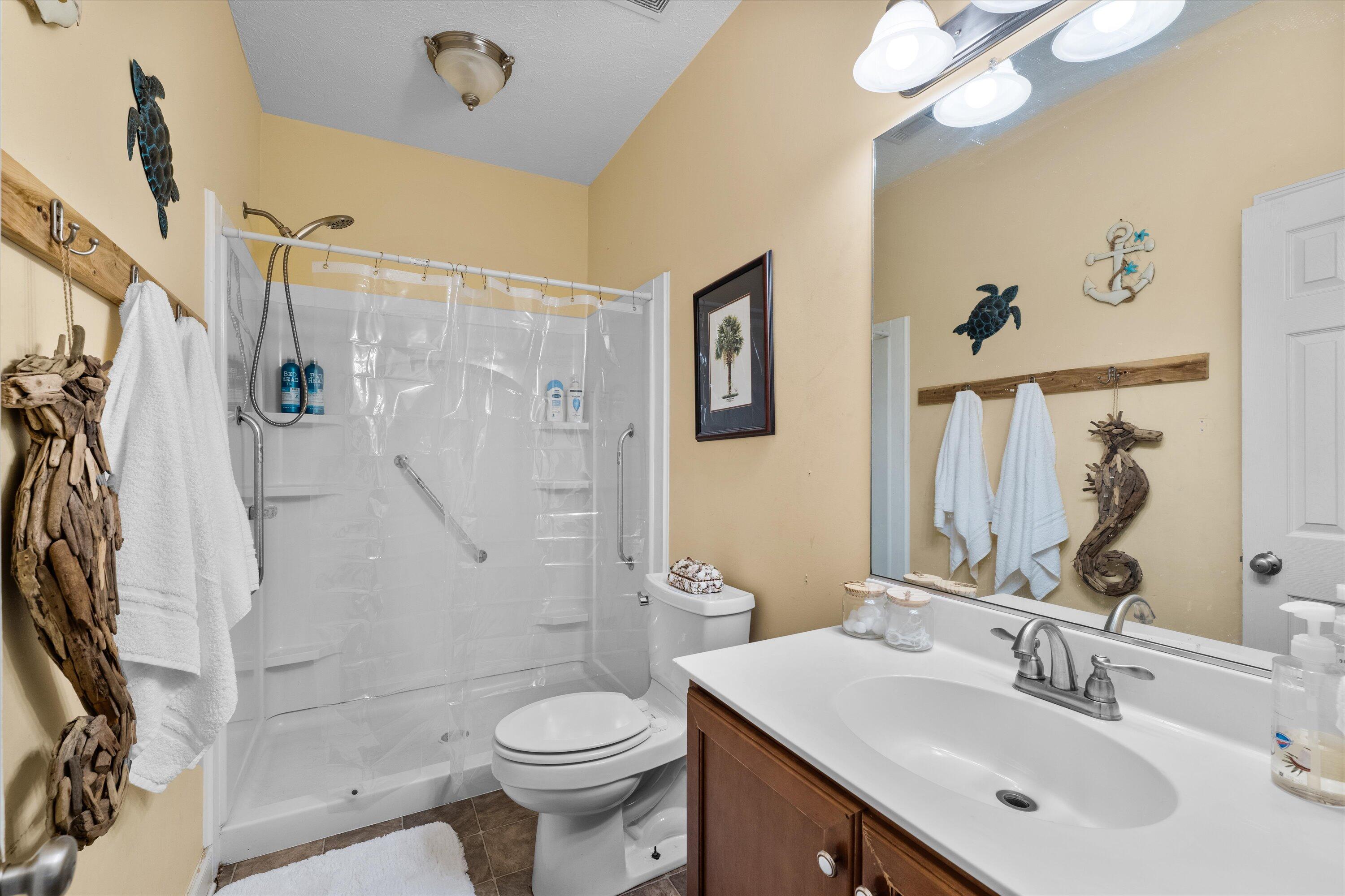1126 Springfield Church Road Trenton, SC 29847 - Photo 21 of 44 2nd Bathroom