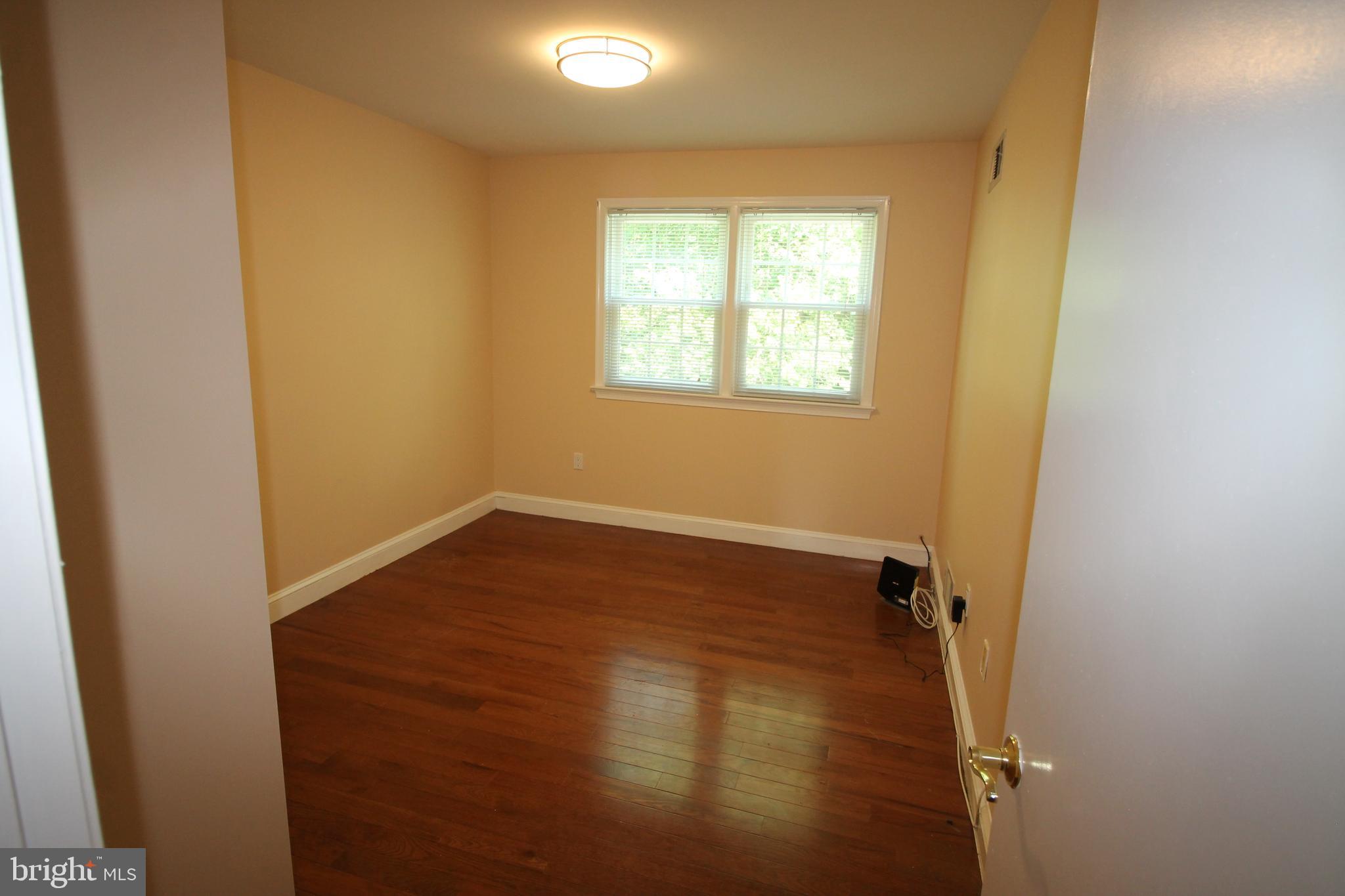 2709 Village Lane Silver Spring, MD 20906 - Photo 28 of 56 Gallery Image 28