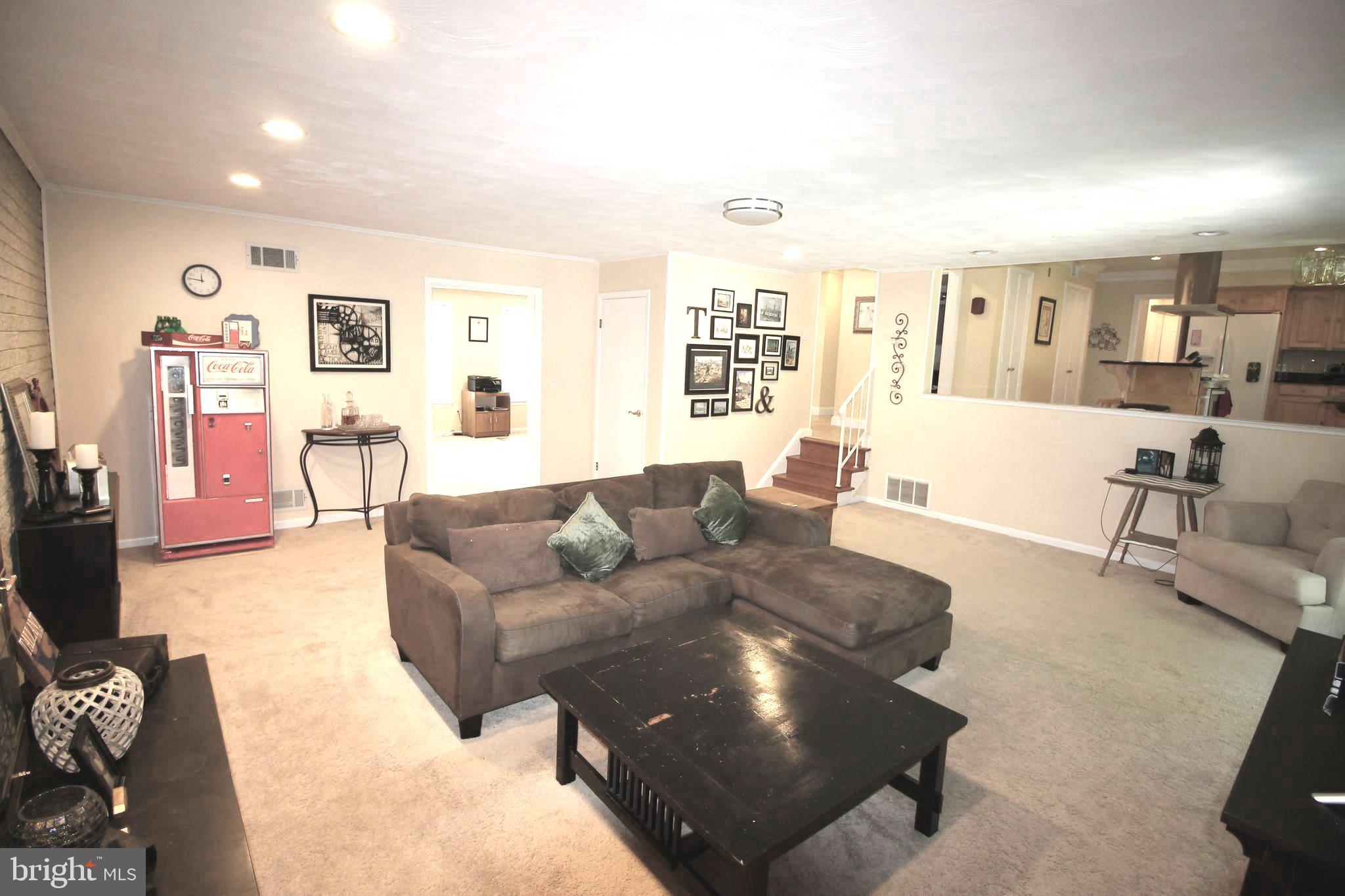 2709 Village Lane Silver Spring, MD 20906 - Photo 7 of 56 Gallery Image 7