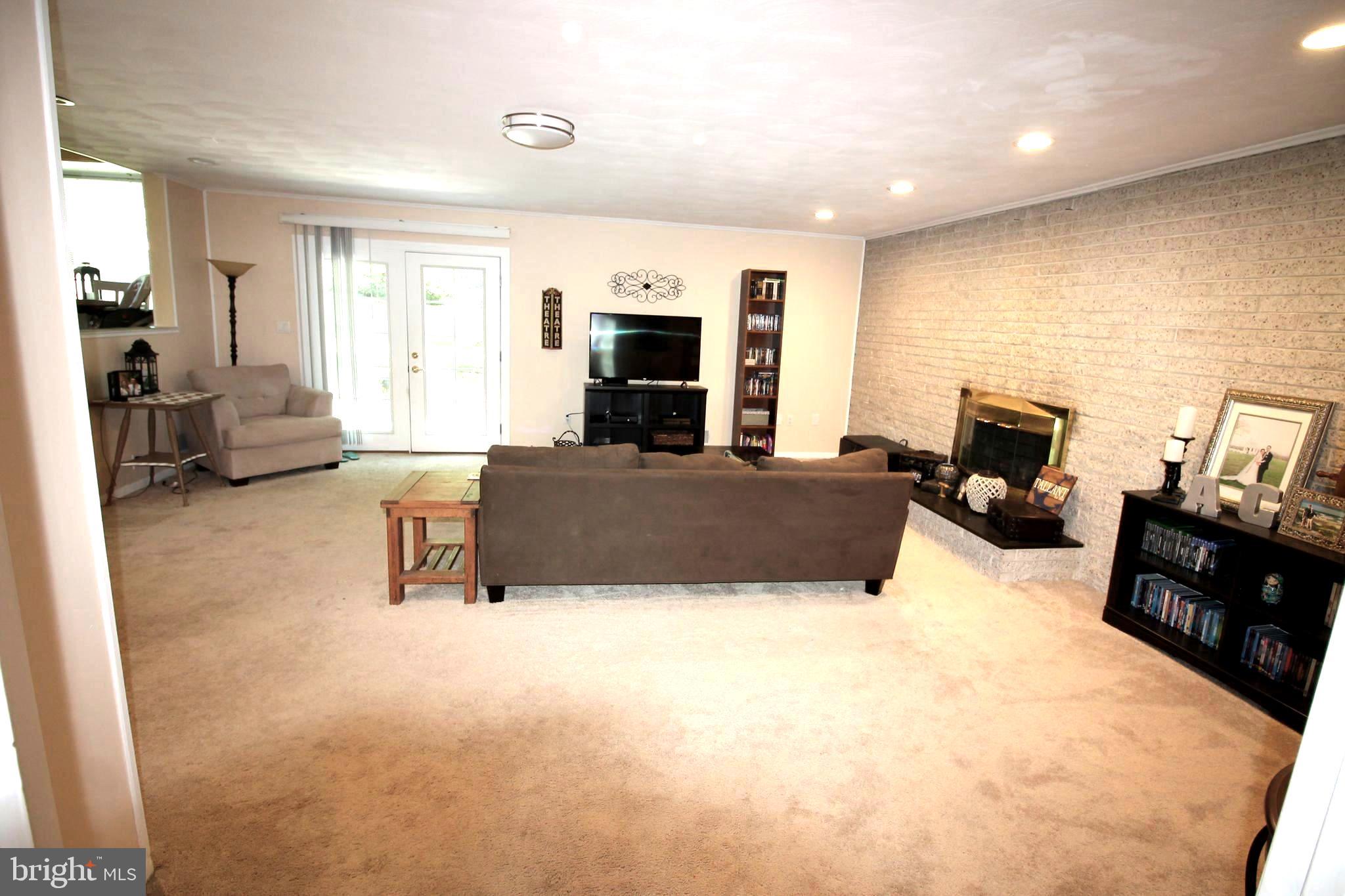 2709 Village Lane Silver Spring, MD 20906 - Photo 9 of 56 Gallery Image 9