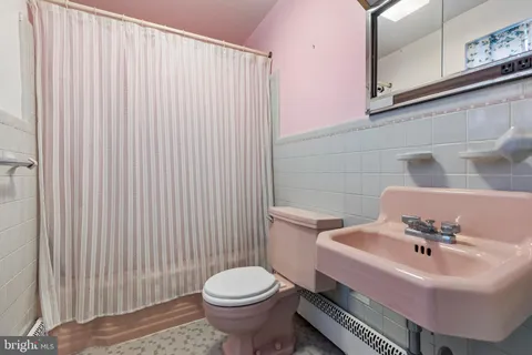 $560,000 | 997 Blue Rock Lane, Blue Bell, PA 19422