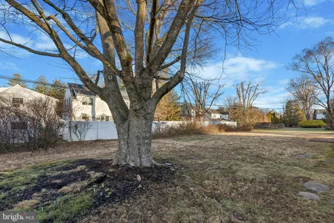 $560,000 | 997 Blue Rock Lane, Blue Bell, PA 19422