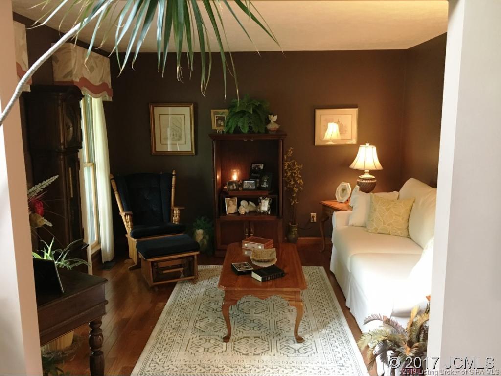 305 Quail Ridge Lane Madison, IN 47250 - Photo 3 of 14