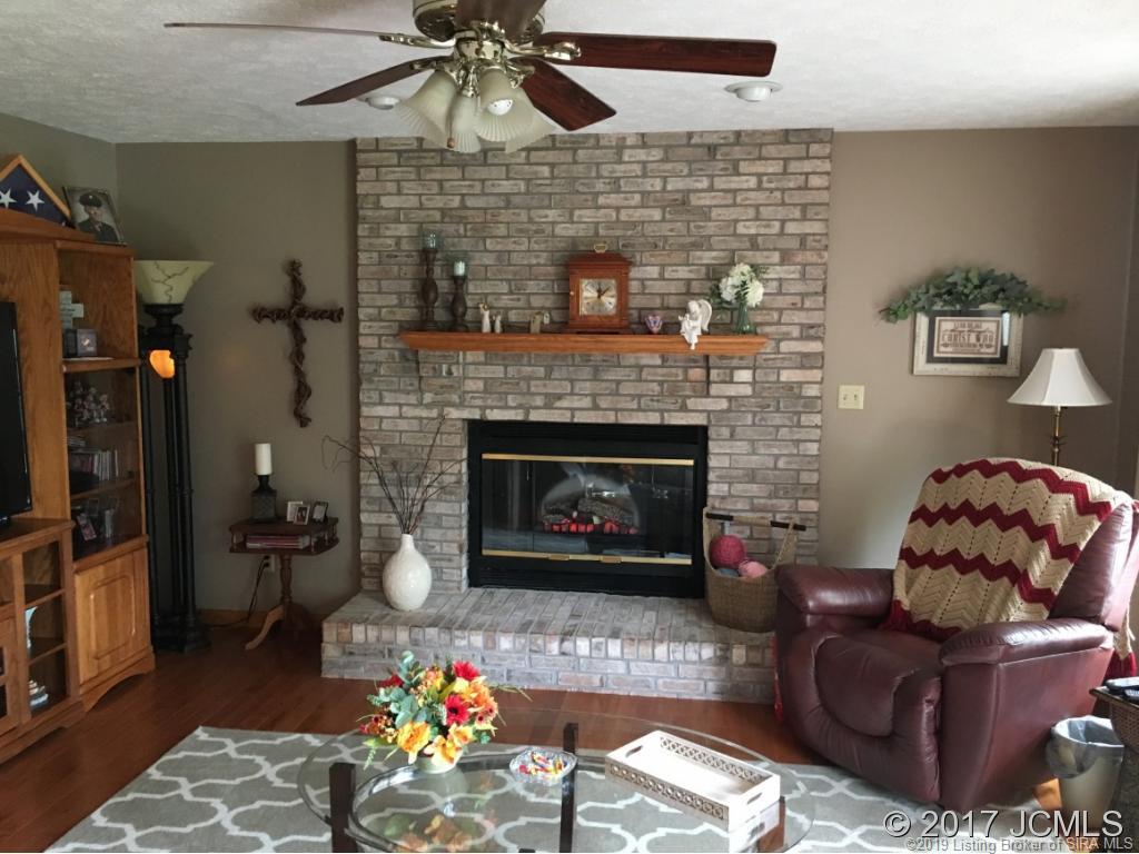 305 Quail Ridge Lane Madison, IN 47250 - Photo 4 of 14