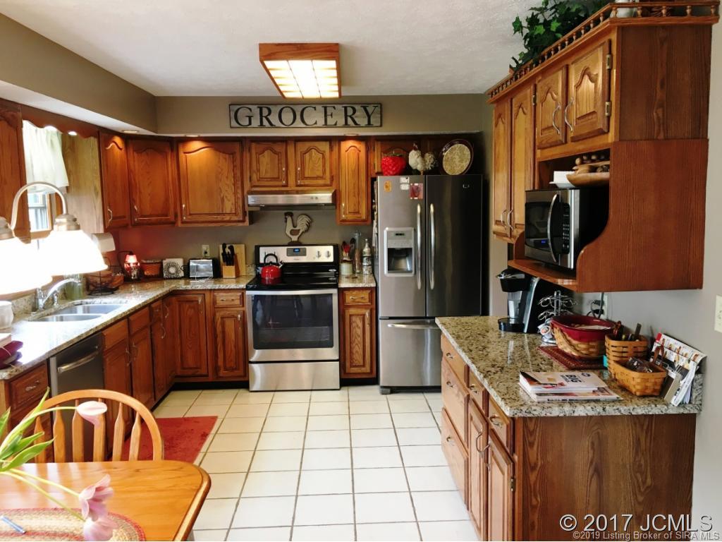 305 Quail Ridge Lane Madison, IN 47250 - Photo 5 of 14