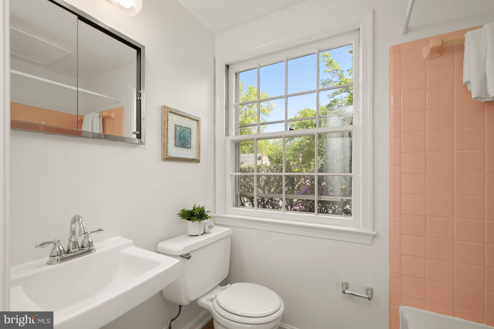 6920 Old Stage Road North Bethesda, MD 20852 - Photo 14 of 22 Full Bath 1