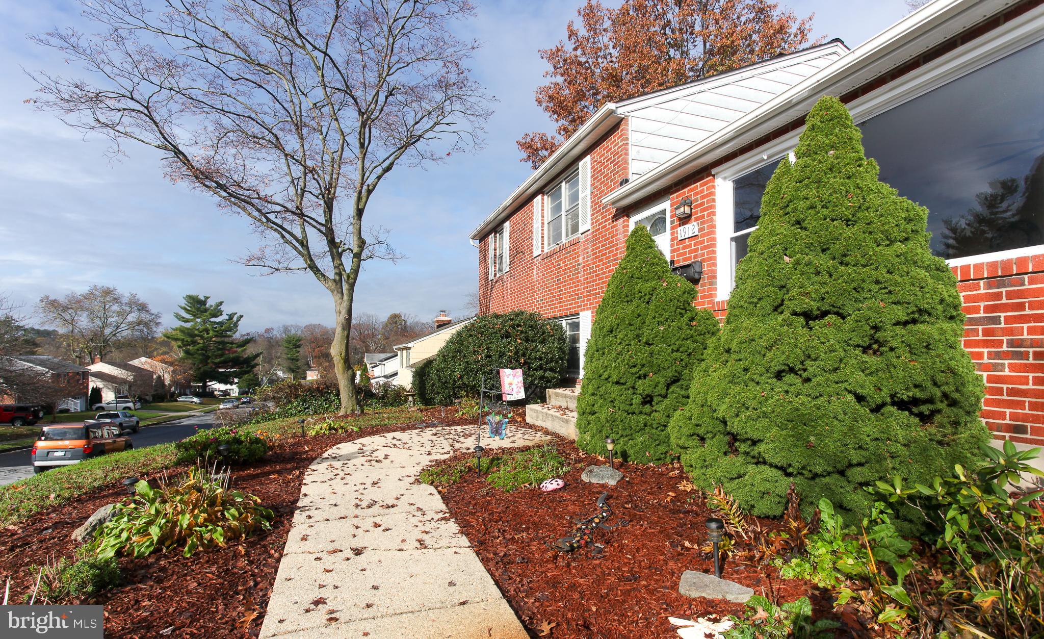 1912 Rollingwood Road Baltimore, MD 21228 - Photo 35 of 42 SIDEWALKS TO FRON T DOOR