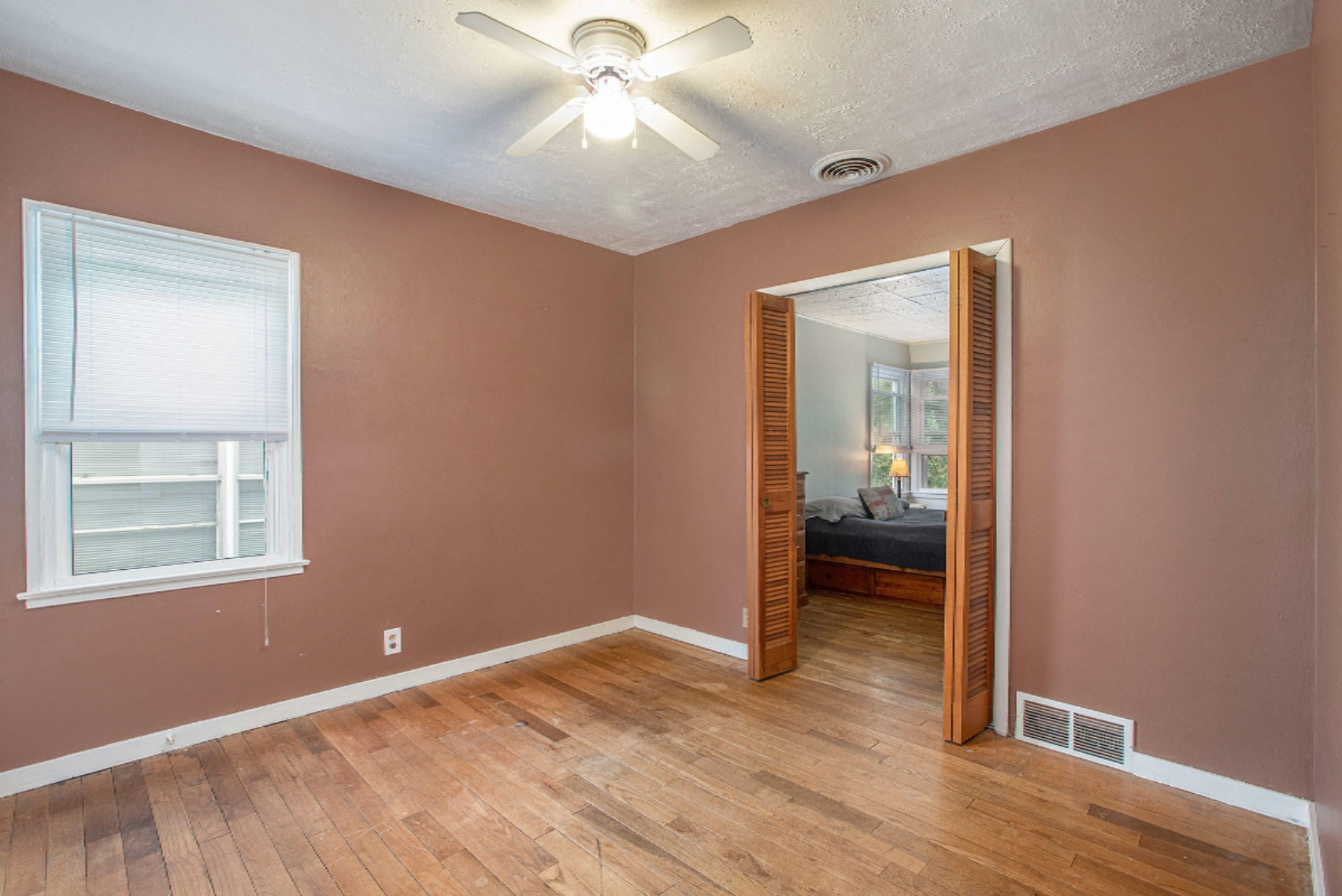719 Whites Road Kalamazoo, MI 49008 - Photo 12 of 20 NDP-DNGs_100