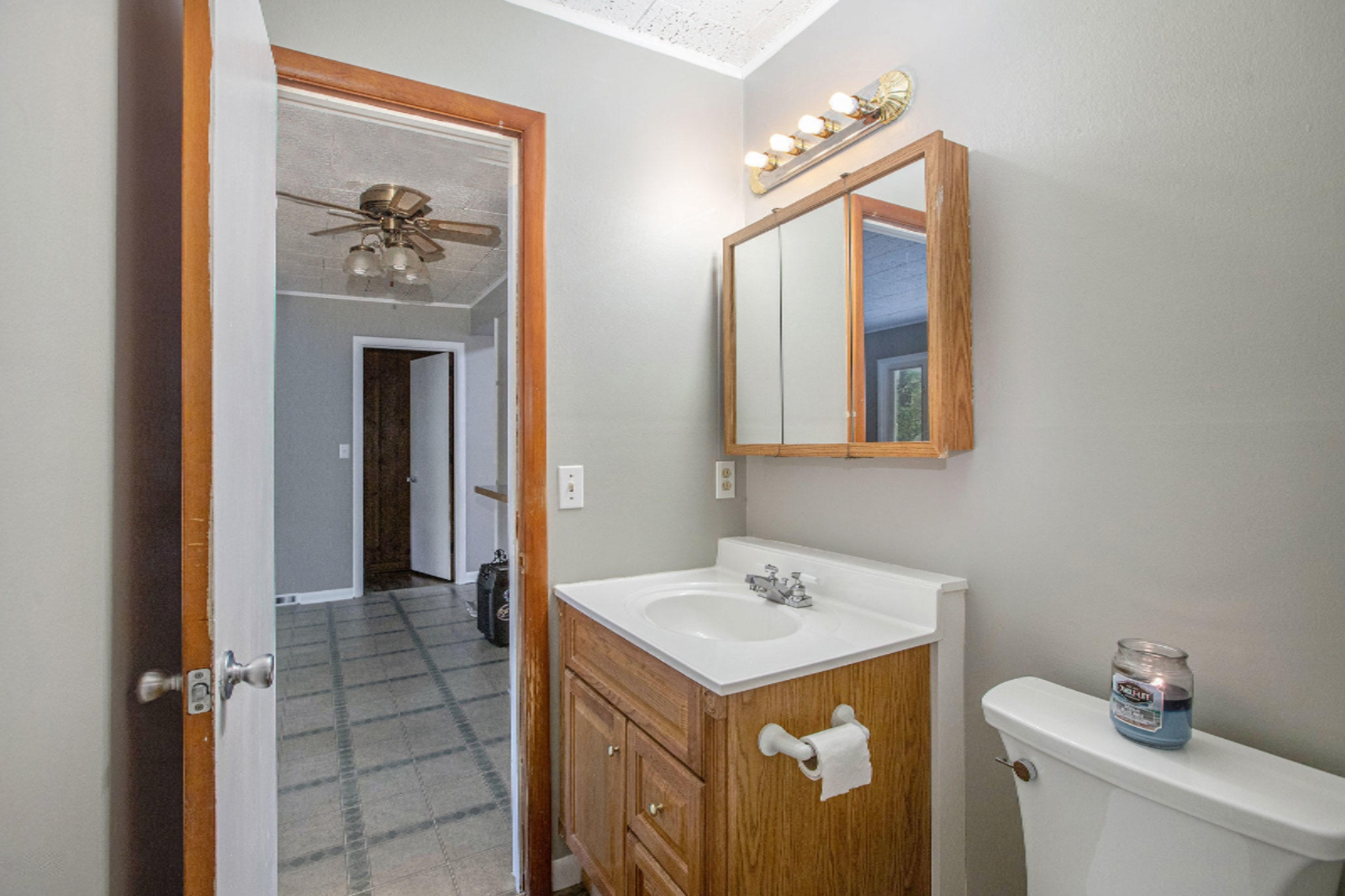 719 Whites Road Kalamazoo, MI 49008 - Photo 14 of 20 NDP-DNGs_106