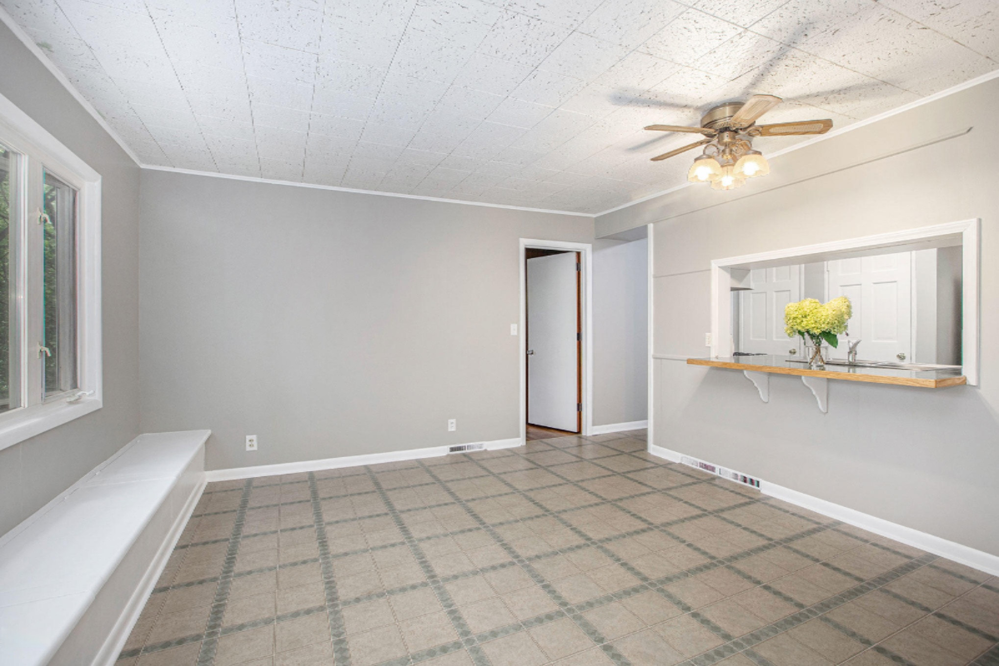 719 Whites Road Kalamazoo, MI 49008 - Photo 8 of 20 NDP-DNGs_112