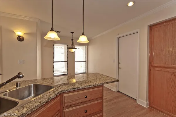 $1,950 | 2828 Autumn Haze Lane, Las Vegas, NV 89117