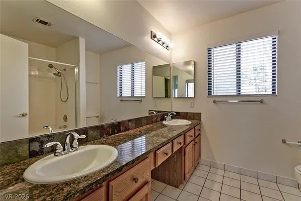 $1,950 | 2828 Autumn Haze Lane, Las Vegas, NV 89117