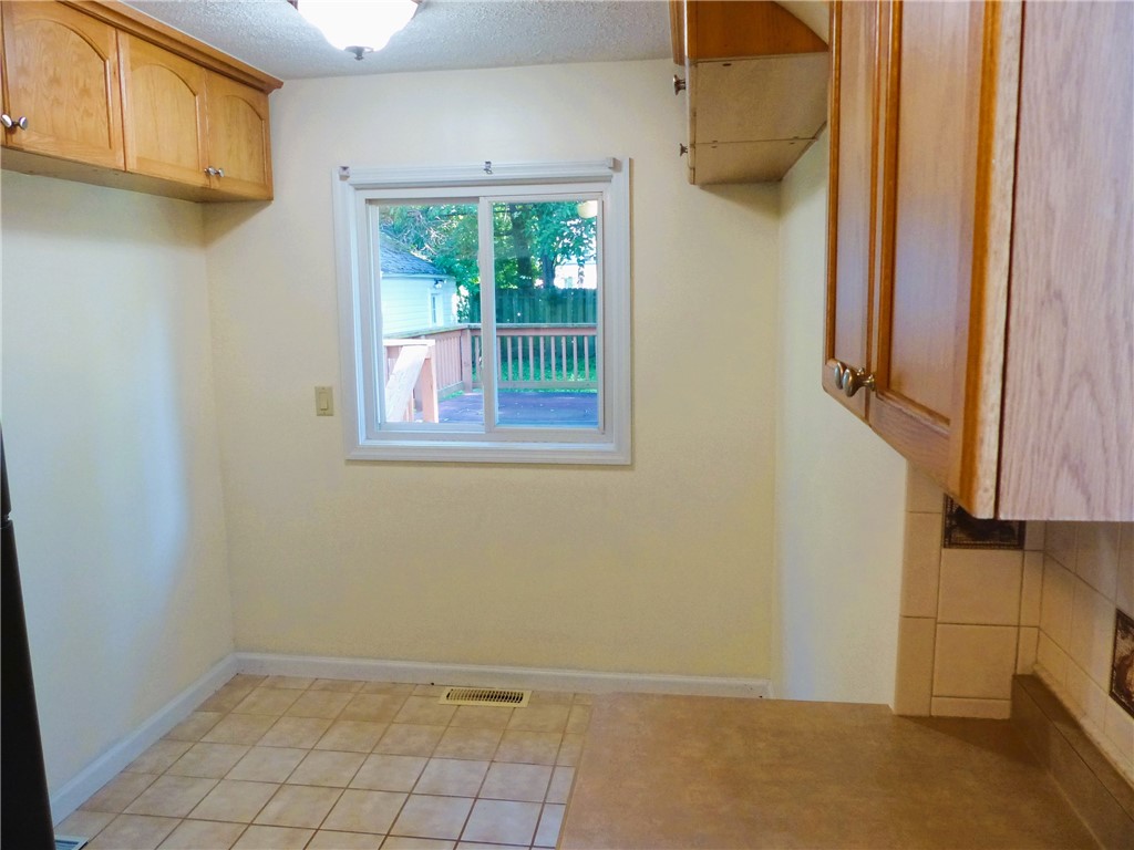 53 Coolidge Road Irondequoit, NY 14622 - Photo 10 of 23