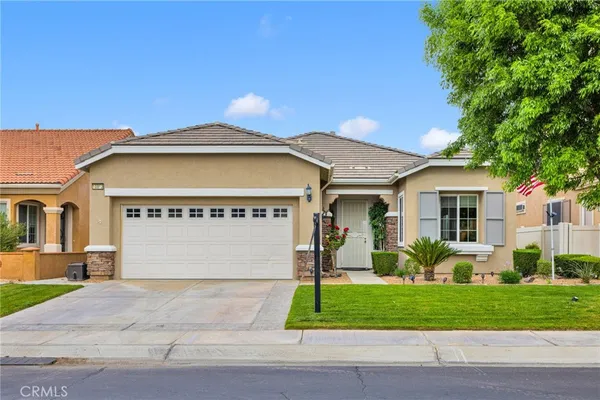 $406,000 | 10863 Katepwa Street, Apple Valley, CA 92308