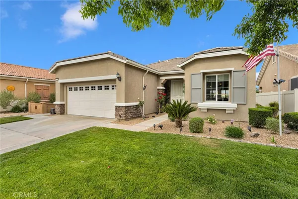 $406,000 | 10863 Katepwa Street, Apple Valley, CA 92308