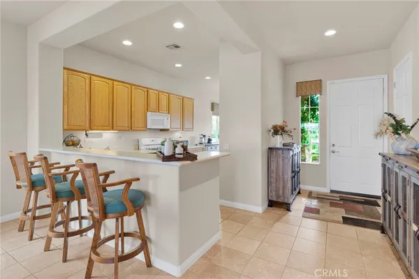$406,000 | 10863 Katepwa Street, Apple Valley, CA 92308