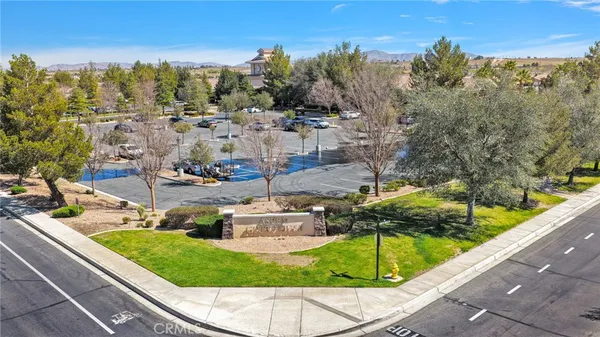 $406,000 | 10863 Katepwa Street, Apple Valley, CA 92308