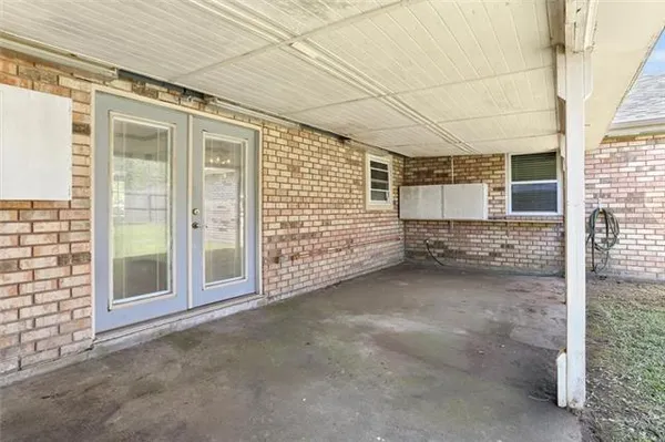 $310,000 | 108 Ashland Drive, Luling, LA 70070