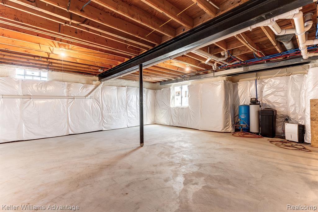 1014 Lathrop Road Allenton, MI 48002 - Photo 23 of 28