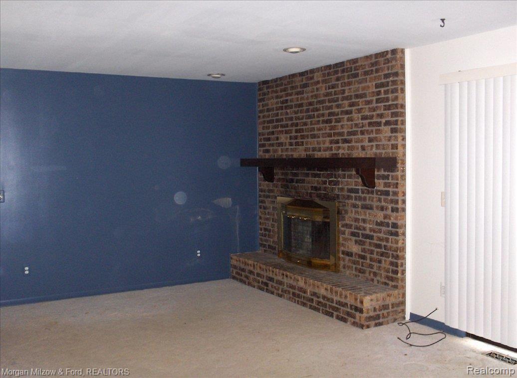 3699 Baldwin 086