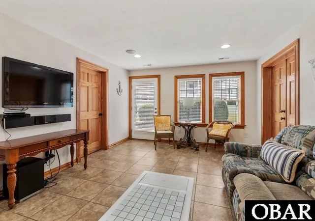 $899,000 | 792 Broad Street, Corolla, NC 27927