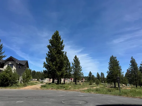 $199,000 | 11372 Saddleback Drive, Truckee, CA 96161