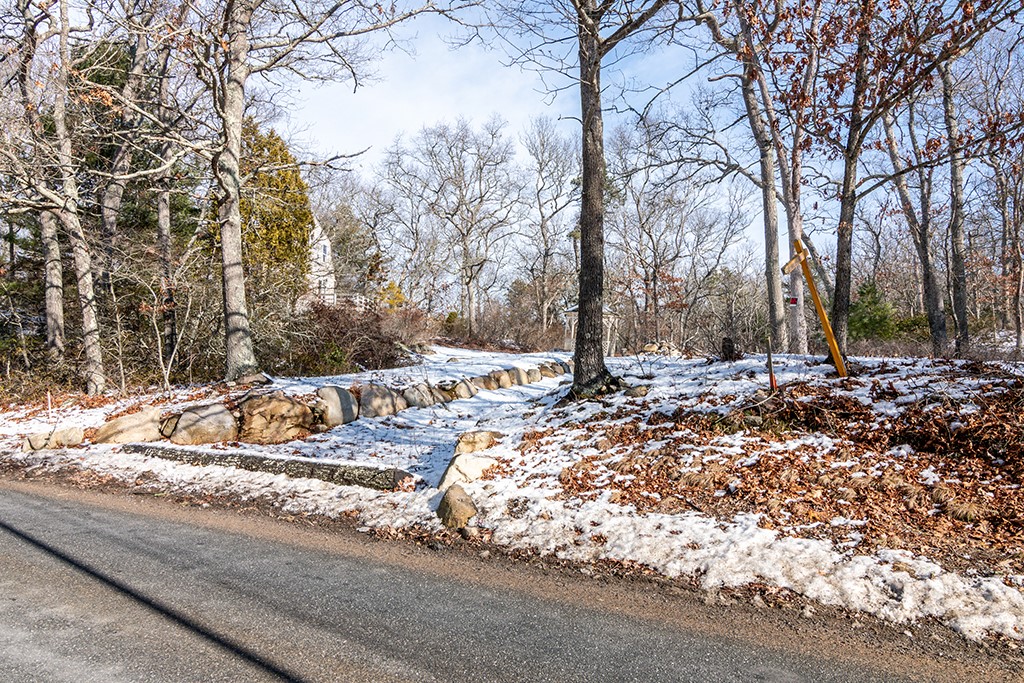 120 Narrow Lane Charlestown, RI 02813 - Photo 4 of 12