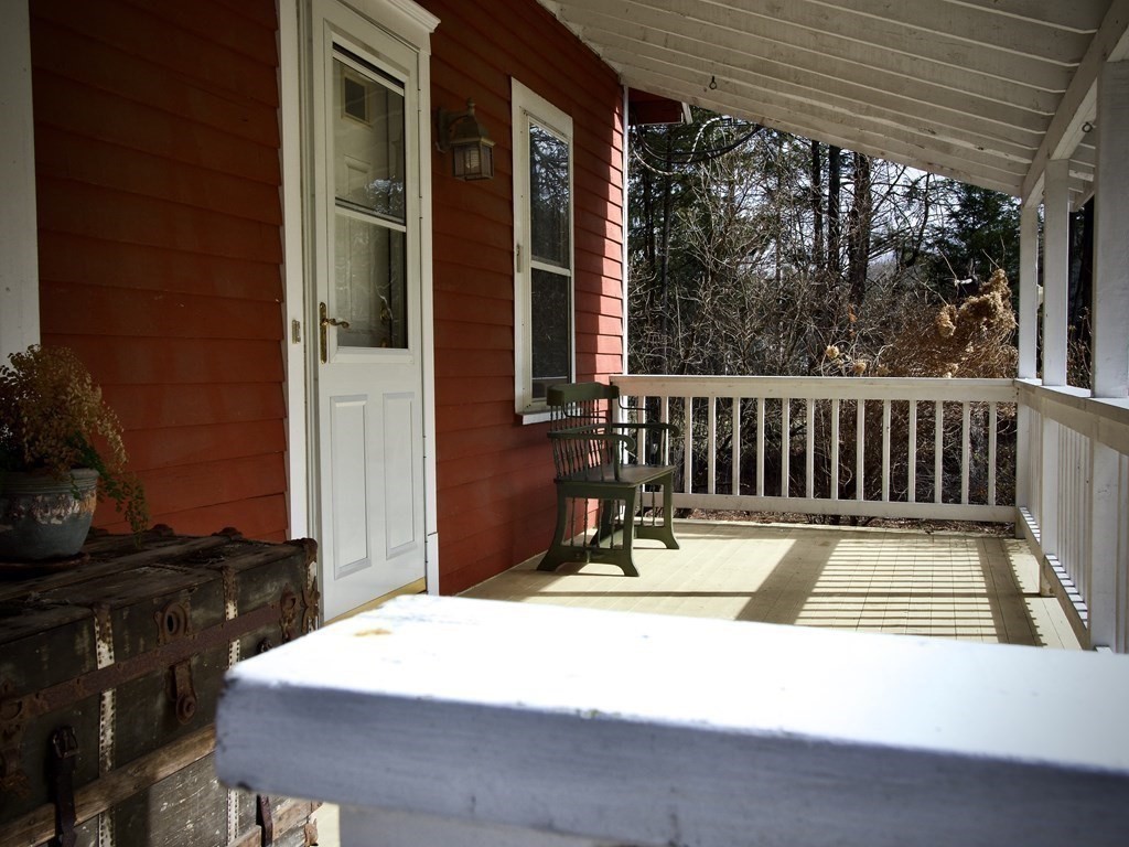 497 Belknap Road Framingham, MA 01701 - Photo 3 of 21 Gallery Image 3