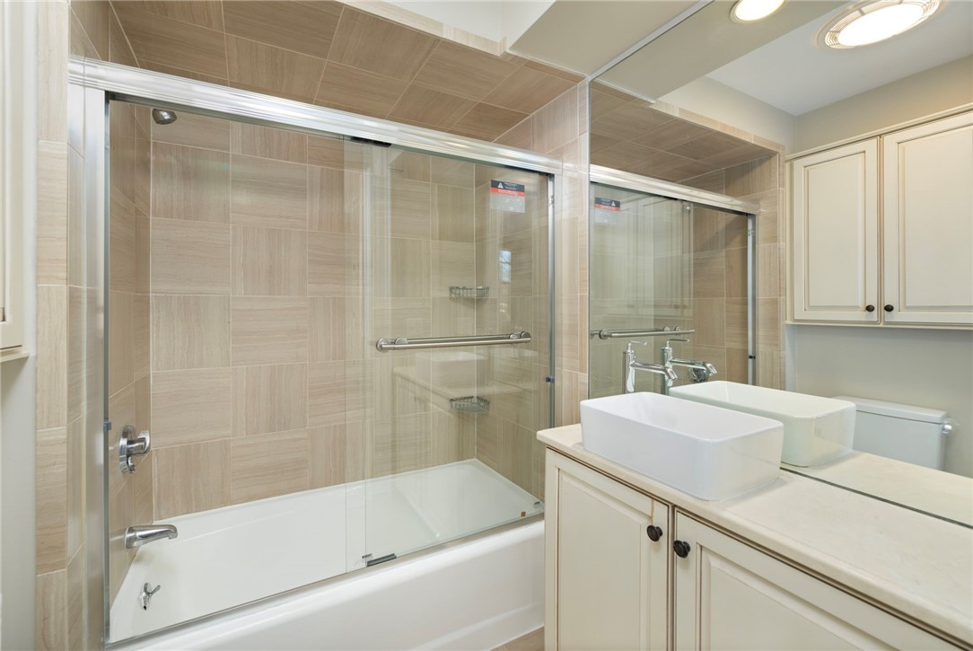 72 Manning Street, Unit 1 Providence, RI 02906 - Photo 25 of 33