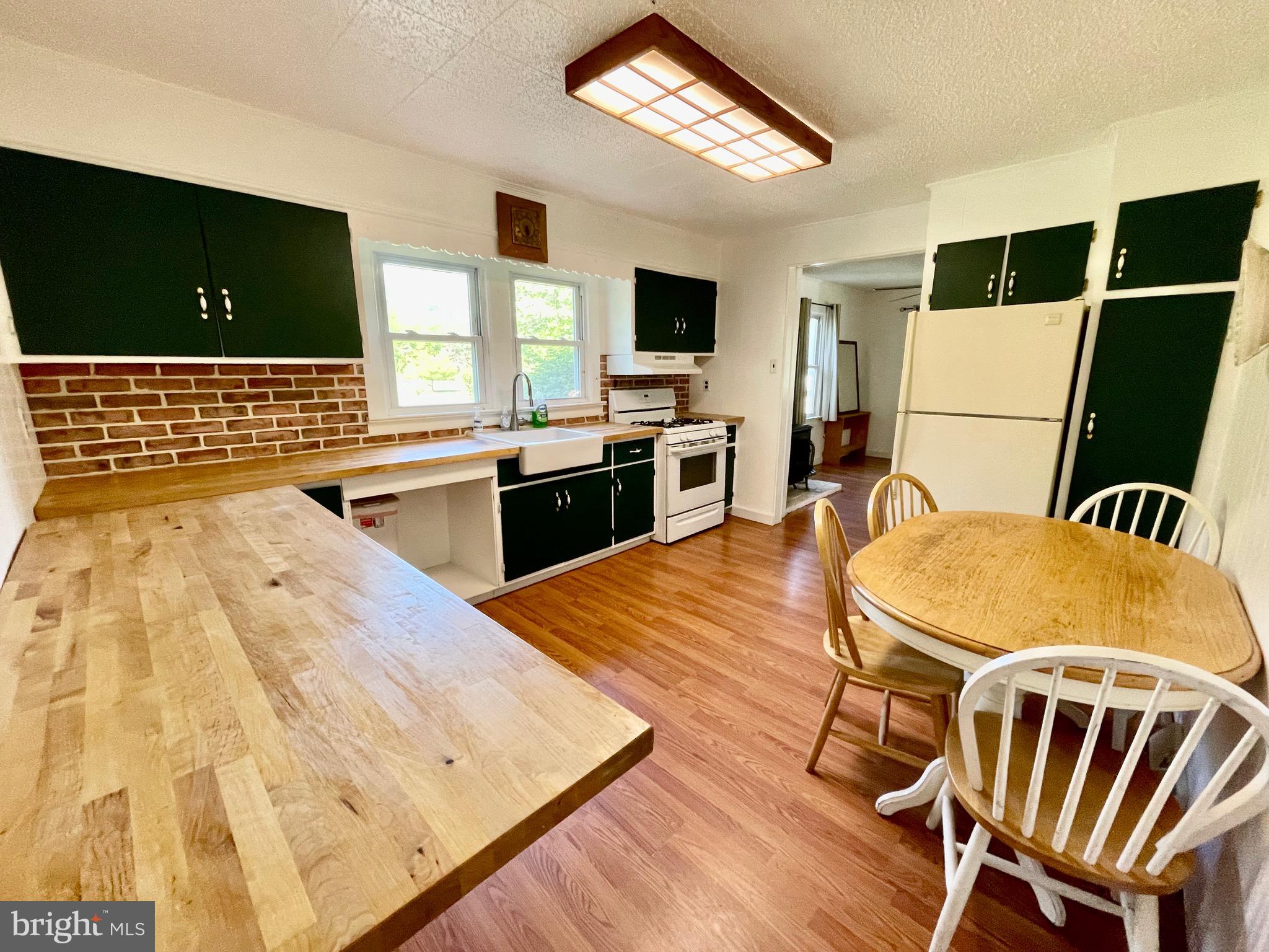 11 Sportsman Road Carneys Point, NJ 08069 - Photo 10 of 20 Gallery Image 10