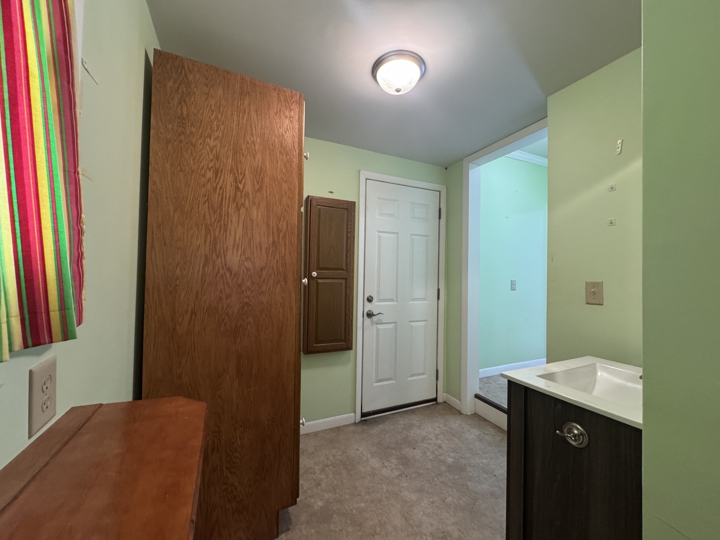 602 East Webster Street Clinton, IL 61727 - Photo 13 of 36