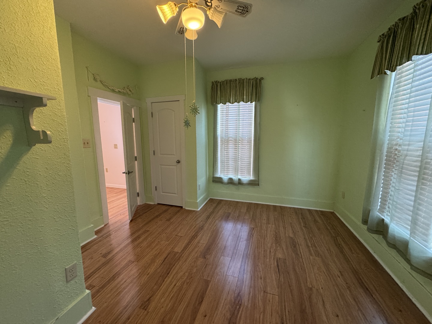 602 East Webster Street Clinton, IL 61727 - Photo 27 of 36