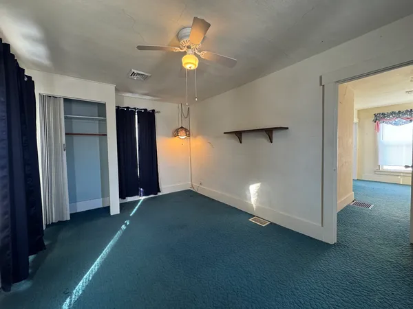 $65,000 | 602 East Webster Street, Clinton, IL 61727