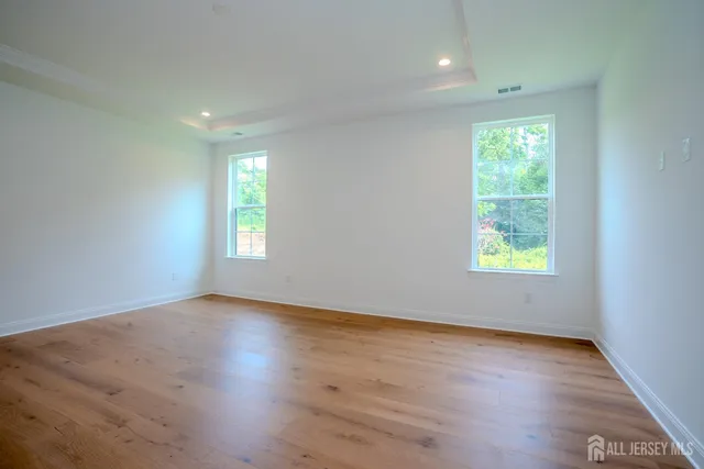 $1,189,900 | 15 Ashlynn Court, Manalapan, NJ 07726