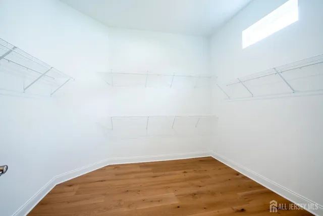 $1,189,900 | 15 Ashlynn Court, Manalapan, NJ 07726