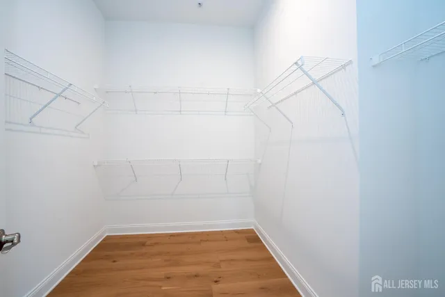 $1,189,900 | 15 Ashlynn Court, Manalapan, NJ 07726