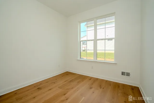 $1,189,900 | 15 Ashlynn Court, Manalapan, NJ 07726