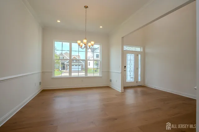 $1,189,900 | 15 Ashlynn Court, Manalapan, NJ 07726