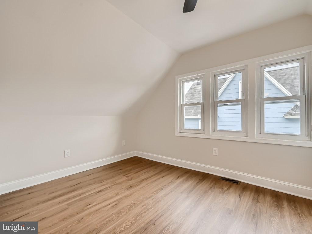 5607 Tramore Road Baltimore, MD 21214 - Photo 17 of 26